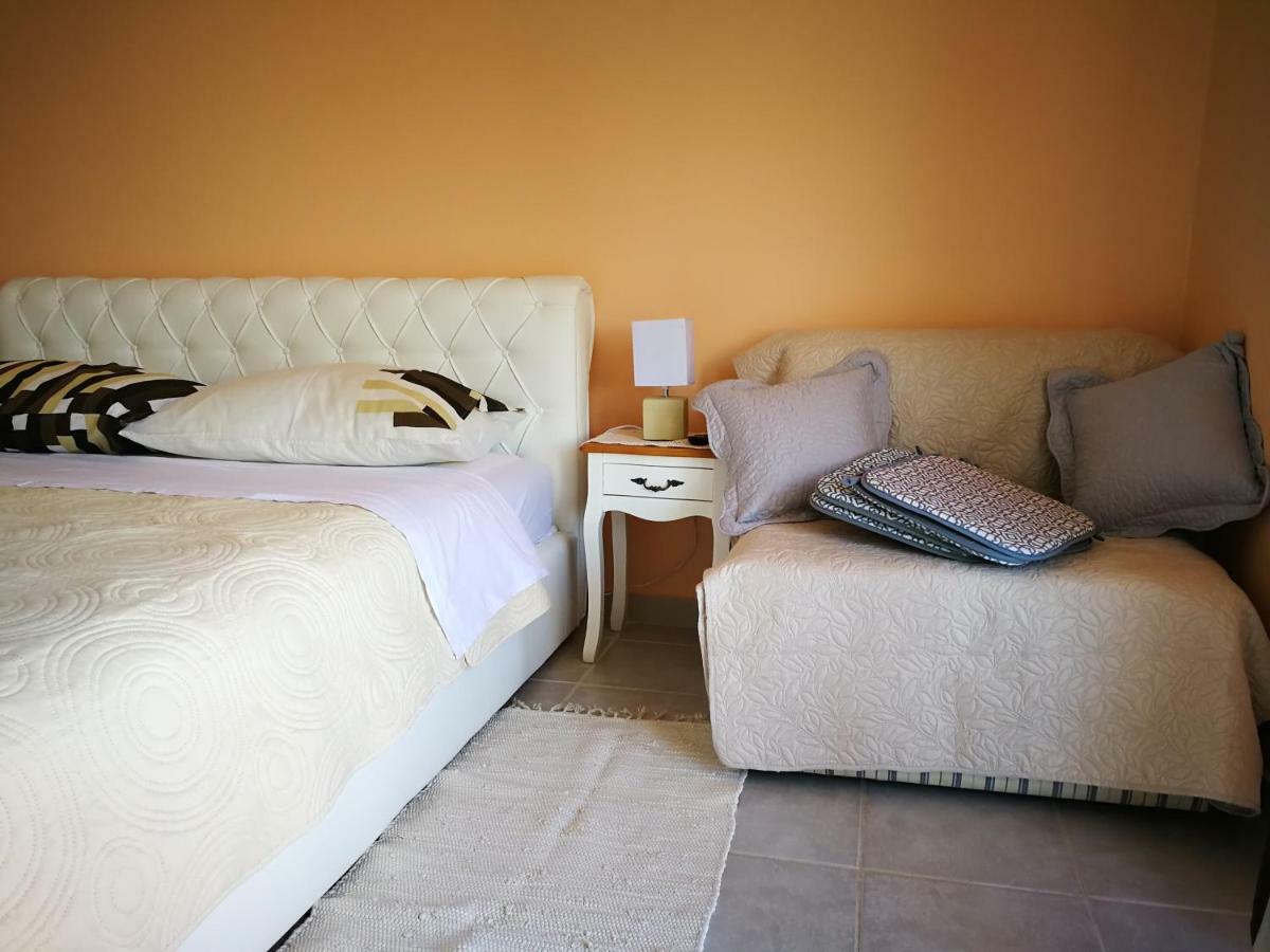 Apartmani Rija 3 Pag Town Esterno foto